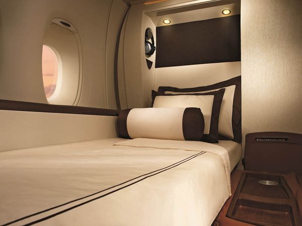 first-class-suites-singapore-airlines-a380-6